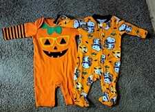 Set Of 2 Halloween Toddler Bodysuits Pajamas 0-3 Months Snoopy Pumpkin
