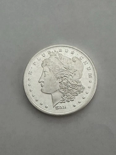 E. Pluribus Unum 1 Troy oz .999 Silver Round  One Ounce Silver