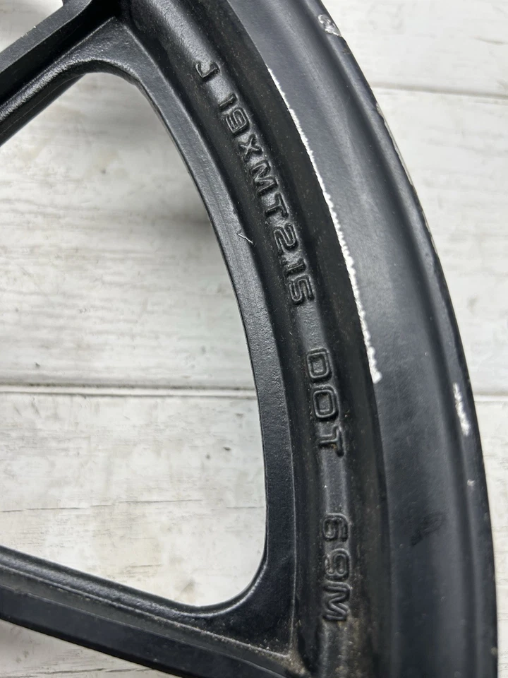 Llanta delantera Honda CB650SC Night Hawk 650 1983 Foto 3 de 4