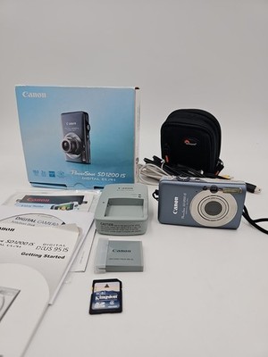 Canon Power Shot SD1200 IS Digital ELPH 10 MP Bundle w/Case MINT