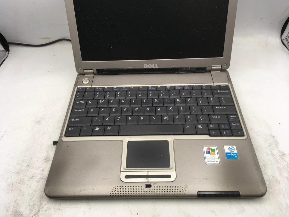 DELL LATITUDE X300 - FOR PARTS/NO POWER - INTEL PENTIUM M - 1GB RAM - NO OS - BB - Image 3 of 4