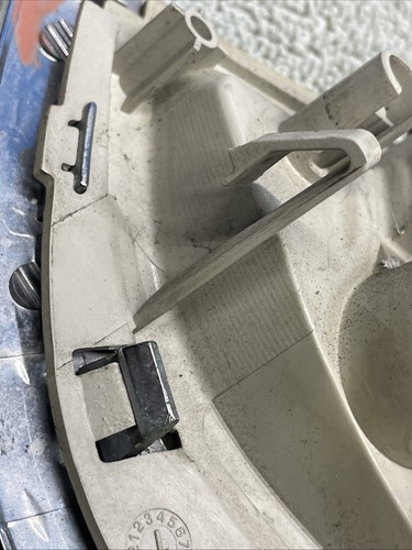 Saab 9-5 Left Marker Lamp USED. - Picture 17 of 23