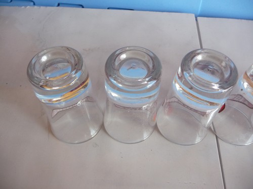 6x Smirnoff Schnapsgläser Wodka gebraucht selten klein Mini Cheers Bar Logo Vintage - Bild 6 von 7