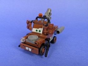 Lego Cars: Cars 2: Mater's Spy Zone Set 8424 - w/ Instructions