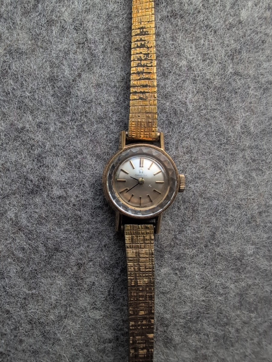 Vintage OMEGA Ladies Watch Gold Plated Manual Wind Swiss Made Dress Cocktail