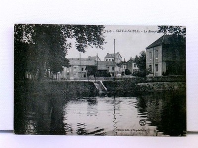 seltene AK Ciry-le-Noble - Le Bourg