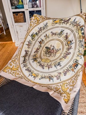 Hermes Schal  LA PROMENADE DE LONGCHAMPS , 100% Seide, 90x90 cm, handrolliert