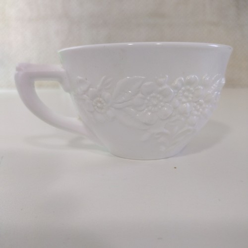 VTG 1950s Indiana Glass Orange Blossom Milk Glass Tea Cups Set Of 6 With Saucers - Picture 16 of 24