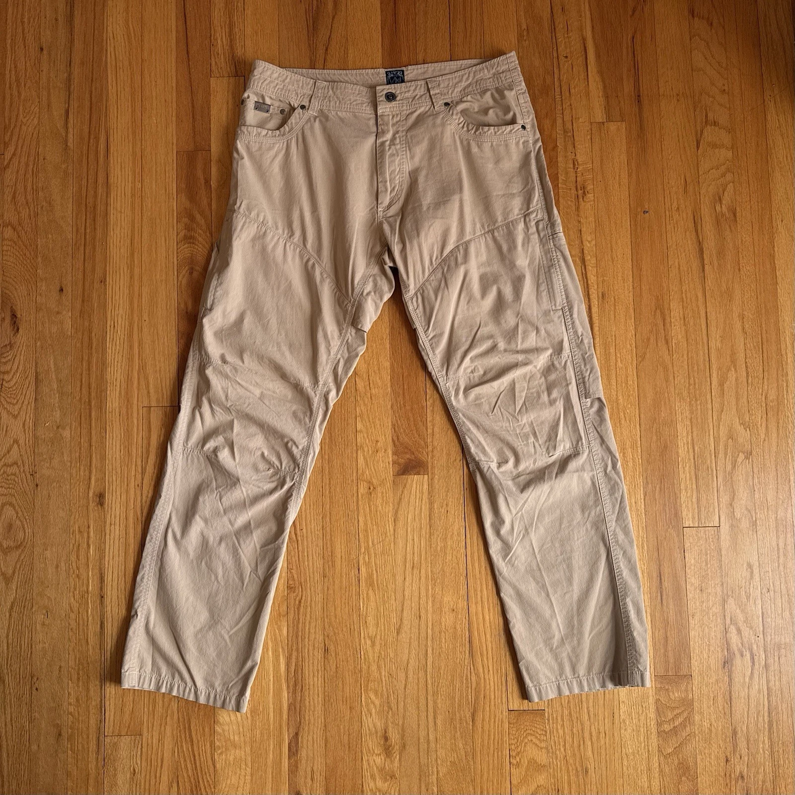 Kuhl Mens 34x32 Khaki Konfidant Air Cargo Pants Hiking Outdoors Lightweight Vent