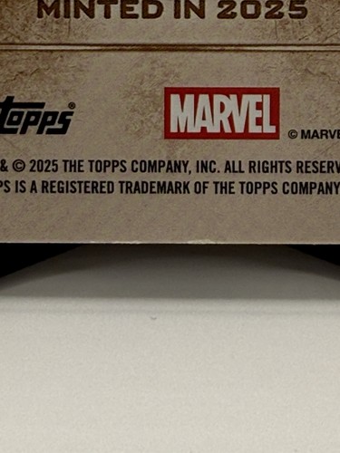 2025 Topps Marvel Mint - Bronze Card Howard The Duck Red Foil /5 #40 - Picture 8 of 8