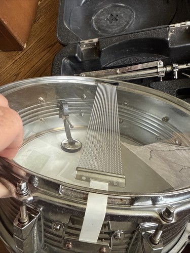 14 inch CB700 Student snare drum W / REMO head + Stand + Hard Case + Sticks - Picture 4 of 8