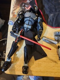 LEGO Star Wars Buildable Figure Kylo ren Set 75117 & Captain Phasma Incomplete 