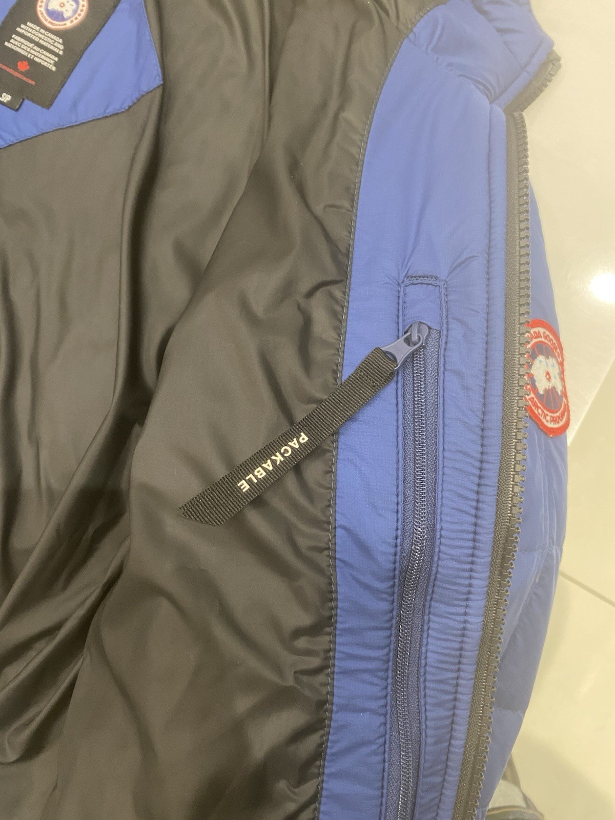 Canada Goose Cabri Down Hoody Jacket Size Small 2208M Blue Northern Night NWT thumbnail 8