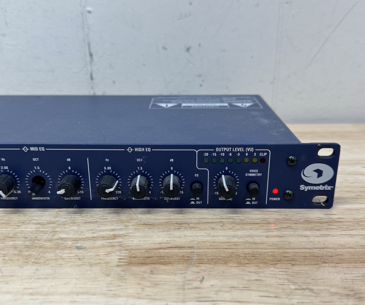 Symetrix 528E ボイスプロセッサー マイクプリ チャンネルストリップ Symetrix 528E ボイスプロセッサー マイクプリ チャンネルストリップ
