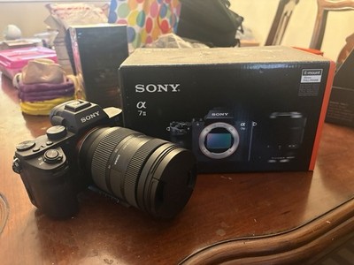 Sony Alpha 7 II Mirrorless Interchangeable Lens Camera Black E-mount