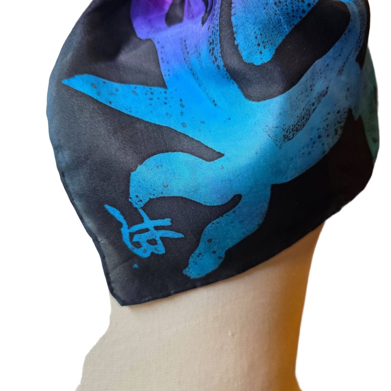 Gradient Abstract Pattern Scarf Multicolor Polyne… - image 2