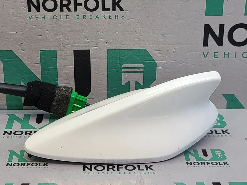 KIA EV6 DAB Antenna 96210CV500 - Image 4 of 4