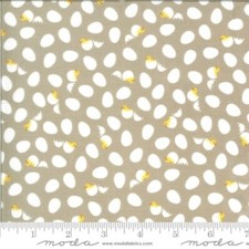 Moda On The Farm by Stacy Iest Hsu 20705 18 Khaki Chick Egg Toss COTTON