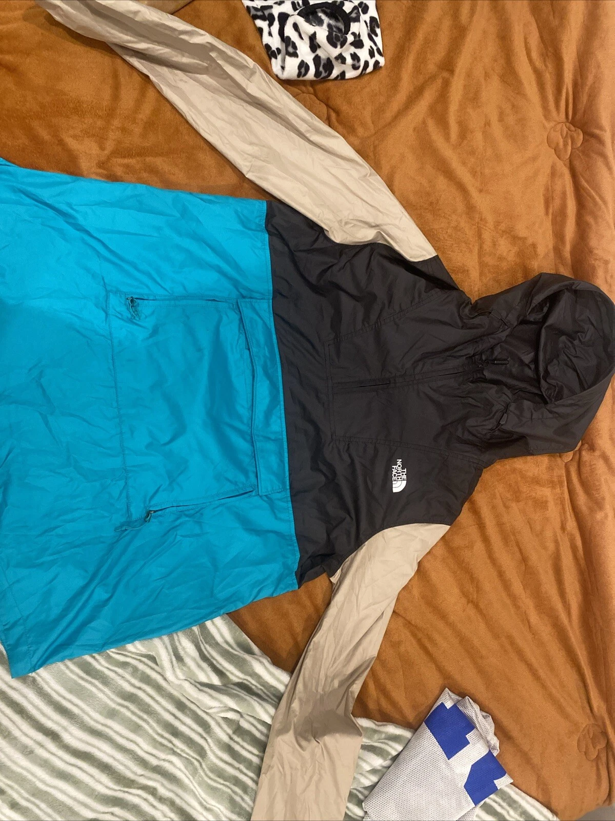 Women’s North face Windbreaker