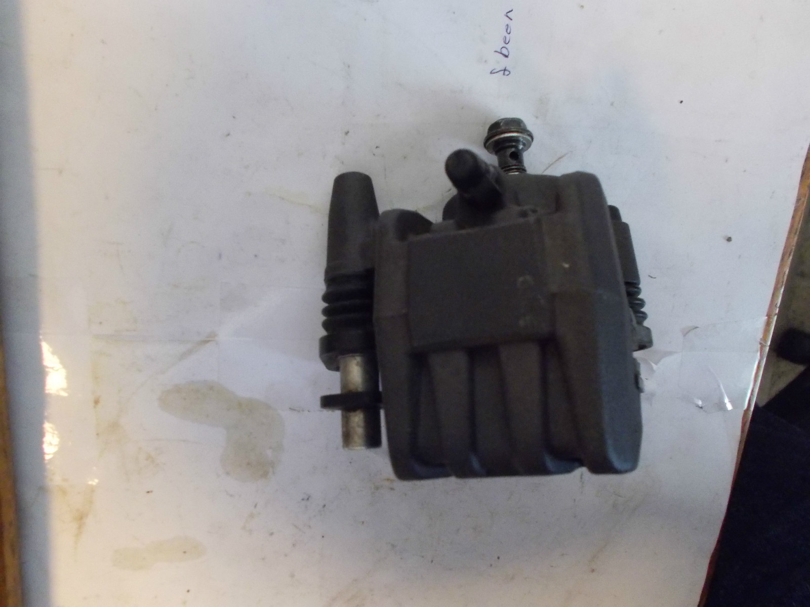 200612 KAWASAKI NINJA ZX6R REAR RR BRAKE CALIPER ASSY. W/ PADS (Kas/B3