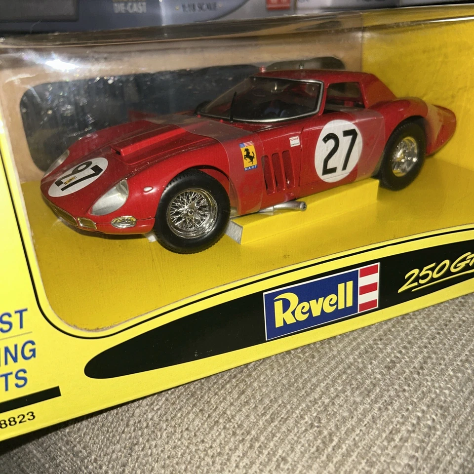 Revell 1964 #27 Ferrari 250 GTO 64 1:18 Scale Mint Boxed - Image 2 of 4