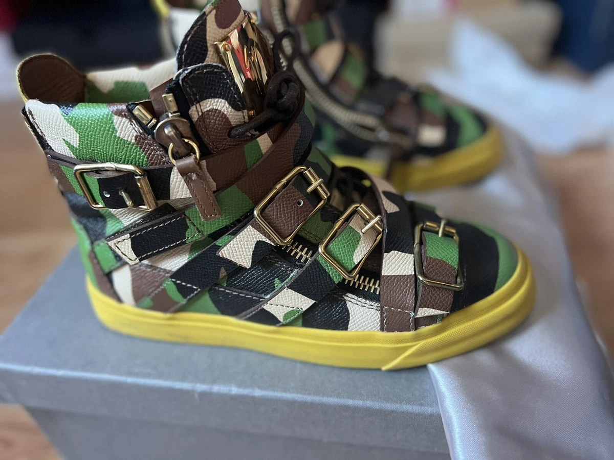 Zanotti militaire clearance