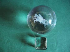 Briefbeschwerer 3 D GLASKUGEL, Traumkugel mit Springreiter, Panoramapferd Paperw