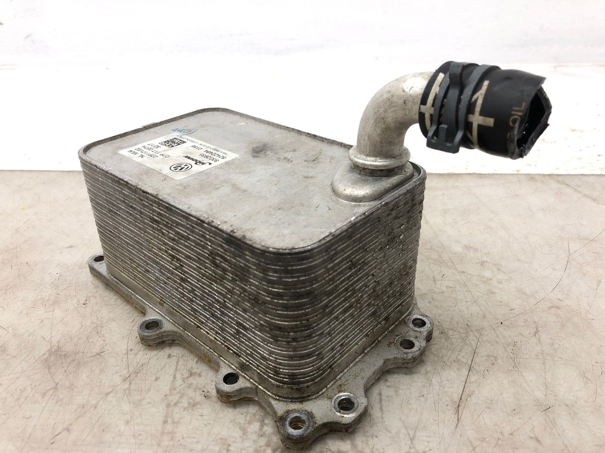 2016-2020 BENTLEY BENTAYGA 6.0L W12 ENGINE OIL COOLER 07P117037H  