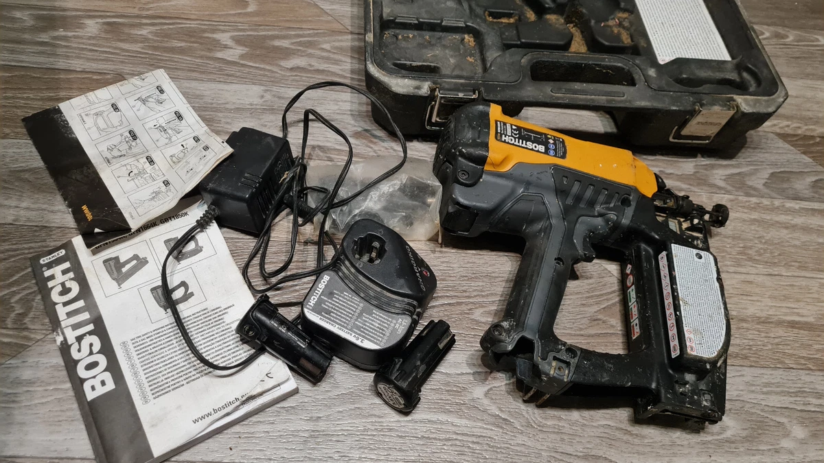HITACHI Bostitch GFN1664K 2ND FIX GAS NAIL GUN set