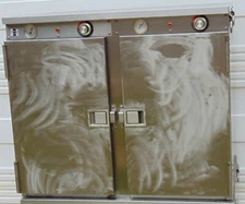 FWE Insulated Heated double Cabinet w/ (16) Pan Capacity, 120v