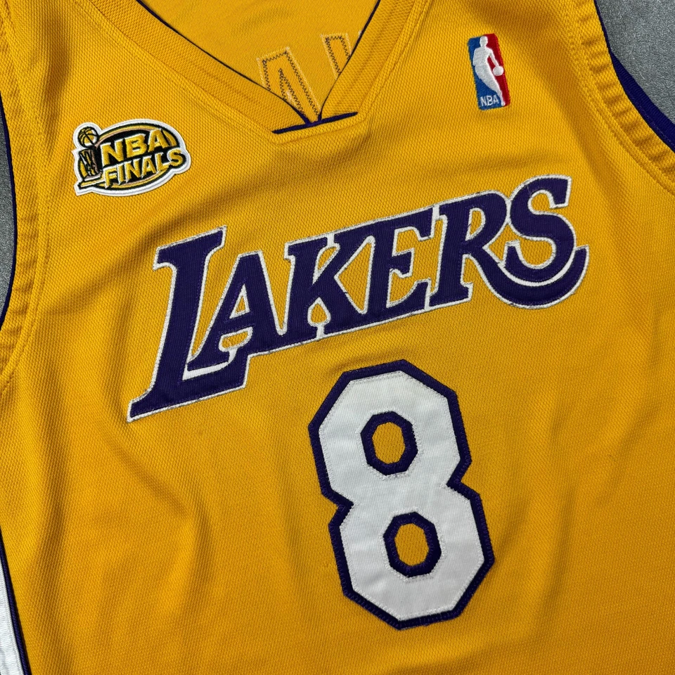 100% Authentic Kobe Bryant Vintage Nike 2001 NBA Finals Lakers Jersey 48 XL Mens - Image 3 of 4