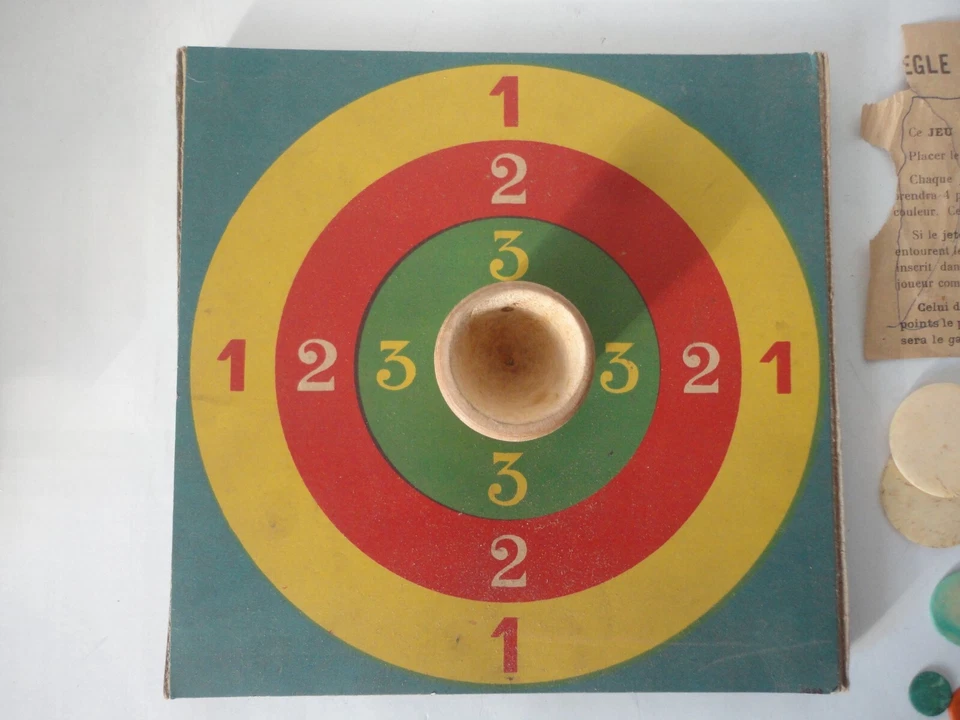 Ancien jeu de la puce avec jetons - Photo 3/4