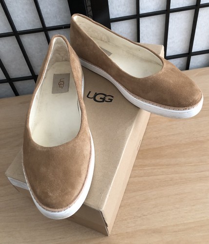 flat ugg shoes