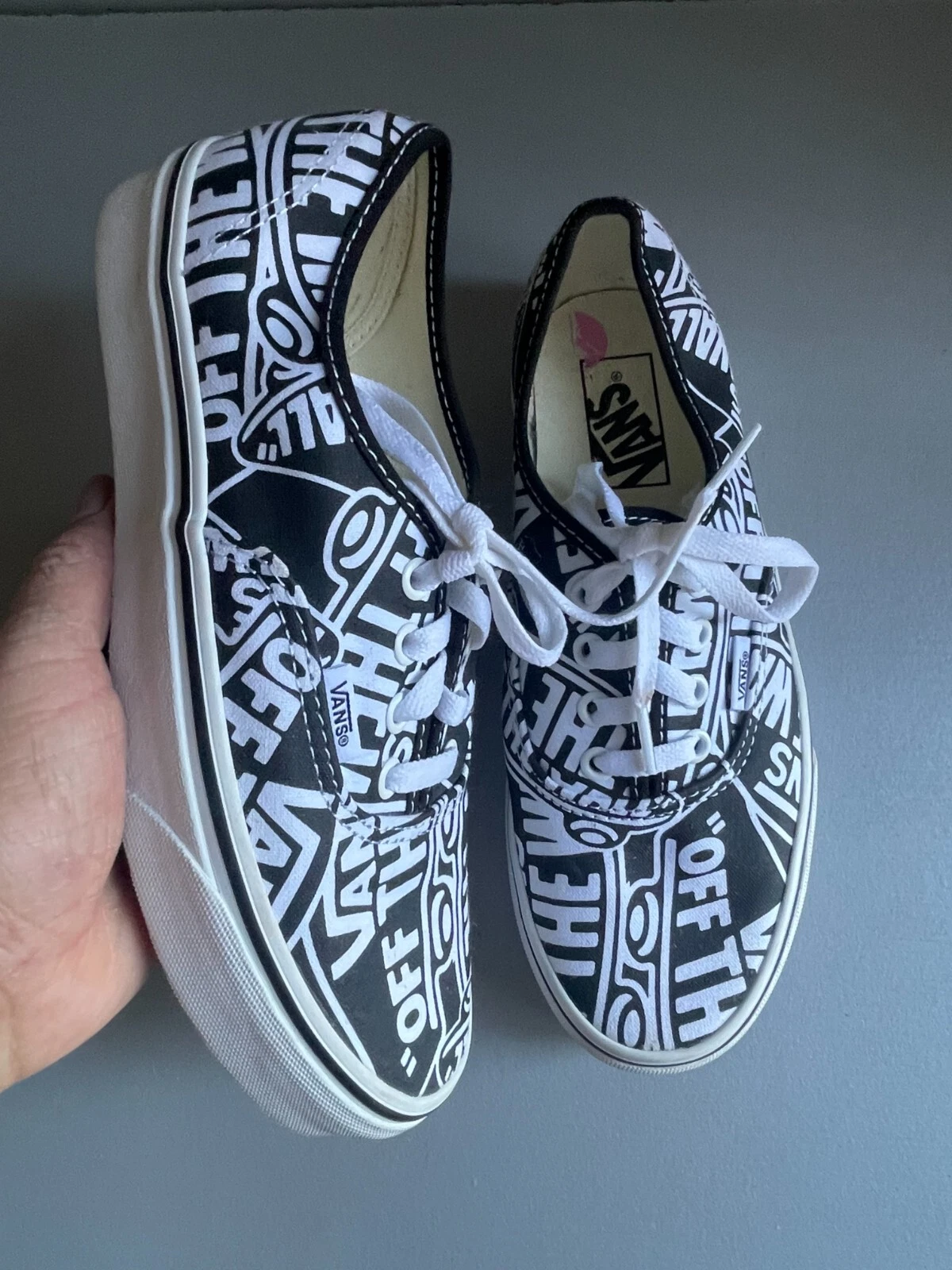 Scarpe da ginnastica unisex Vans Authentic OTW logo ripetuto nero bianco uk 5 eur 38