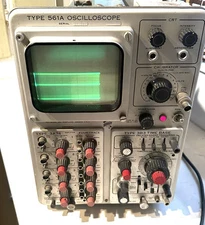 Vintage Tektronix 561A Tubed Oscilloscope /Type 3A74 Amplifier/ 3B3 Time Base