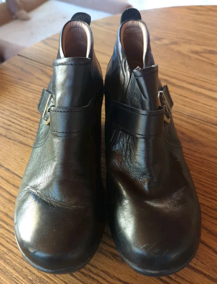 BOTINES SANITA MUJER CUERO NEGRO Talla 40 US 9 Foto 2 de 4