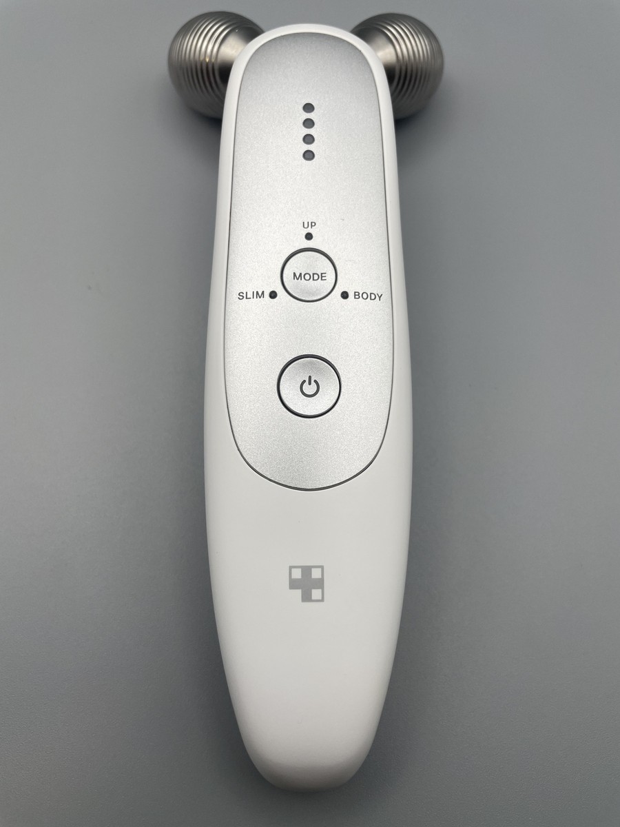 Medicube Age-R Derma EMS Facial Lifting Device Microcurrent