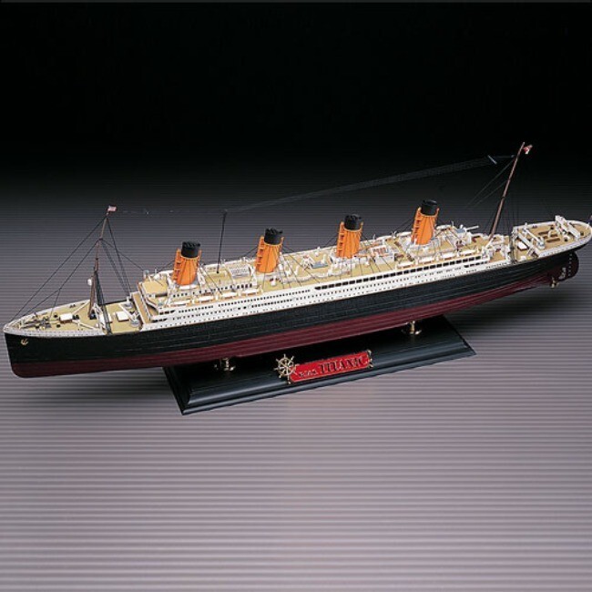 Academy 1/400 The White Star Liner TITANIC Multi Color Parts MCP