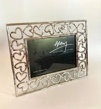 Michael Aram 132340 4 x 6 Inch Heart Photo Frame Nickelplate New