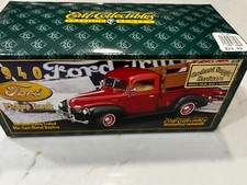 Ertl Collectibles 1940 FORD Pickup Truck DIECAST Prestige Series Beige  Maroon