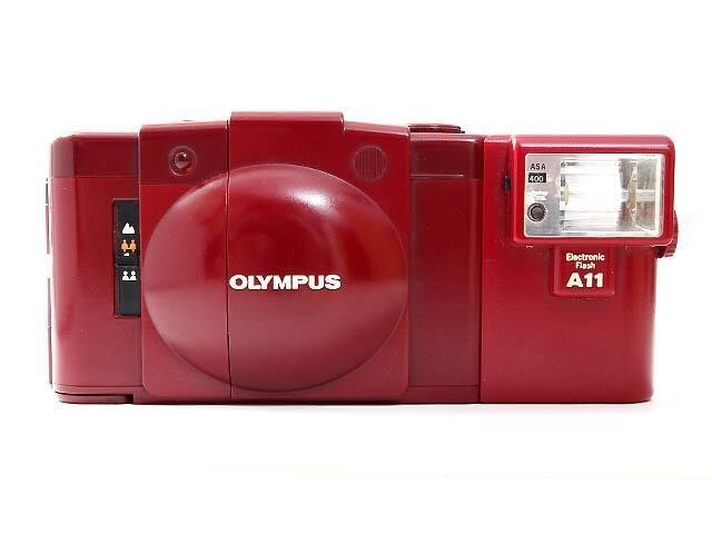 オリンパス XA2 レッド Olympus XA2 Point & Shoot Film Camera Red with A11 Flash
