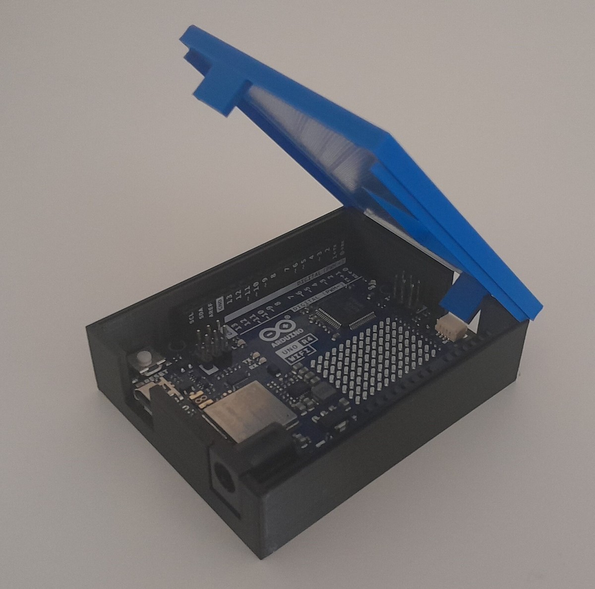 Arduino UNO R4 Wifi Modular Case Starter Pack Multi-Colored Arduino UNO R4 Wifi Modular Case Starter Pack Multi-Colored