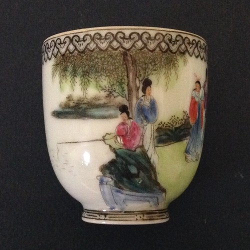 ~Antique Chinese Eggshell Porcelain Cup Qing / Republic Era - Qianlong Mark - - Picture 6 of 11
