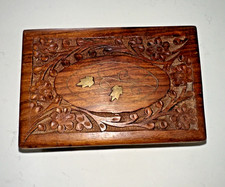 Vintage Wooden Hand Carved Hinged Jewelry/Tri...