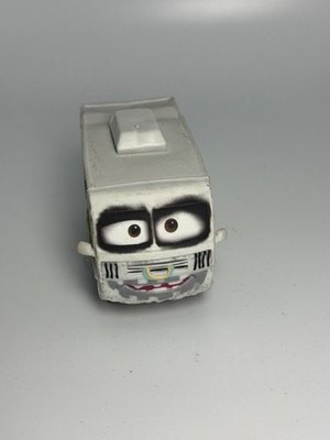 RARE Disney Pixar Cars Mattel RV ARVY Thunder Hollow Diecast Racer