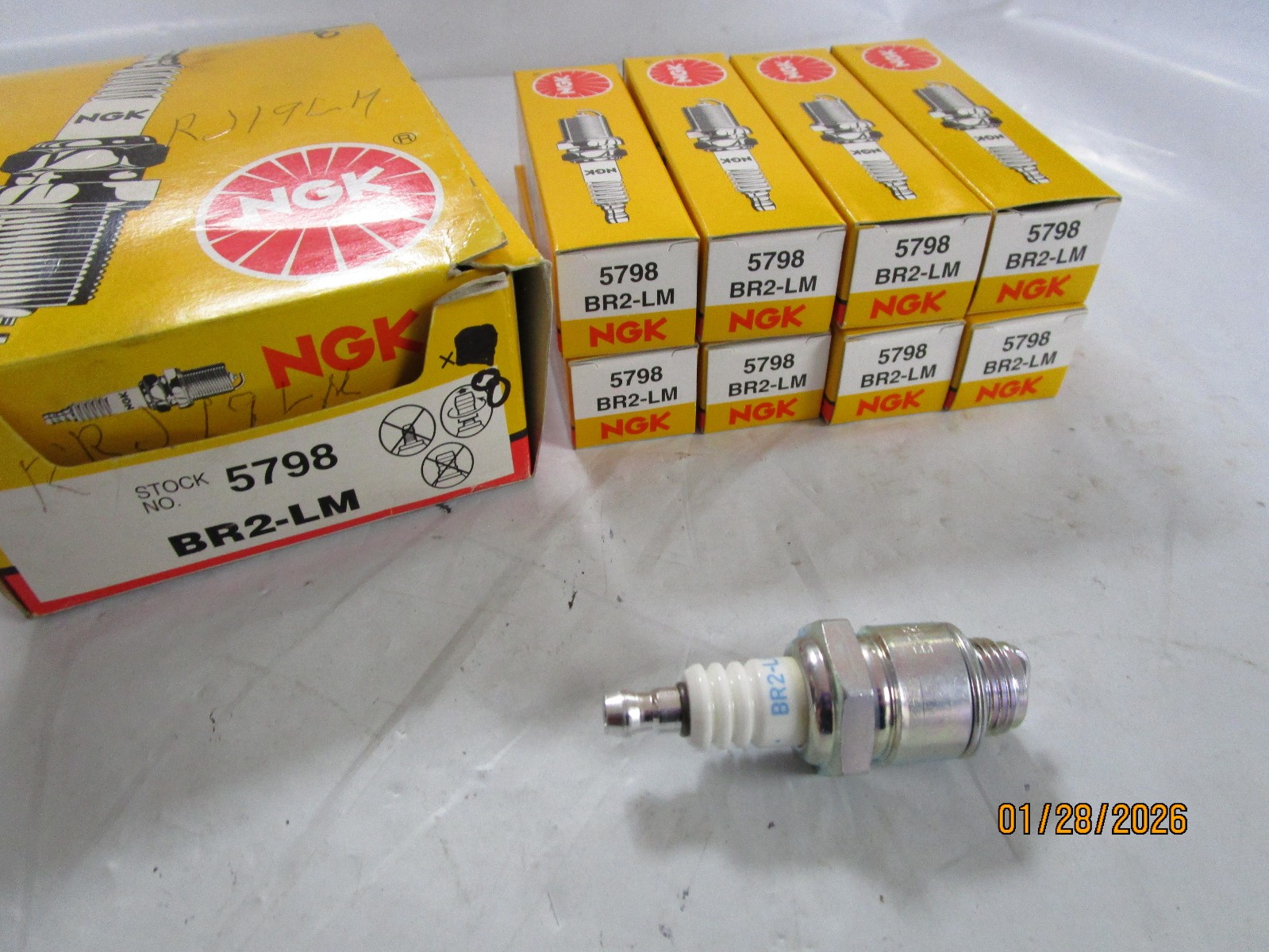 8 NGK Standard 5798 BR2-LM Spark Plugs 8 pack
