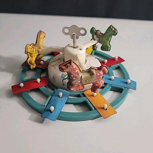 Louis Marx & Co.  Tin Litho Windup Merry-Go-Round Carousel Horses 1960s? Works!