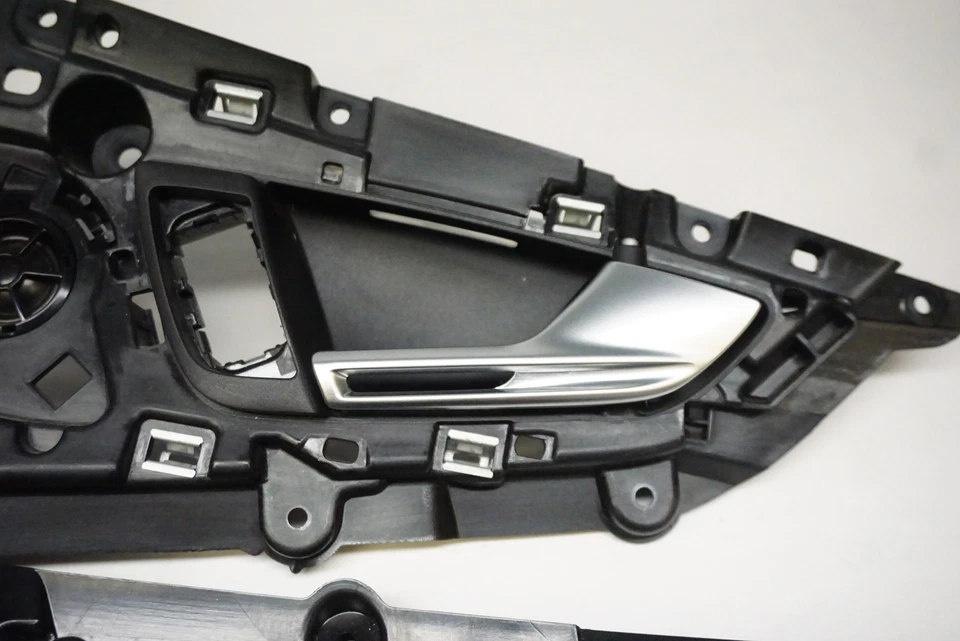 Juego de manijas de panel de puerta interior AUDI RS7 14-18 OEM Foto 4 de 4