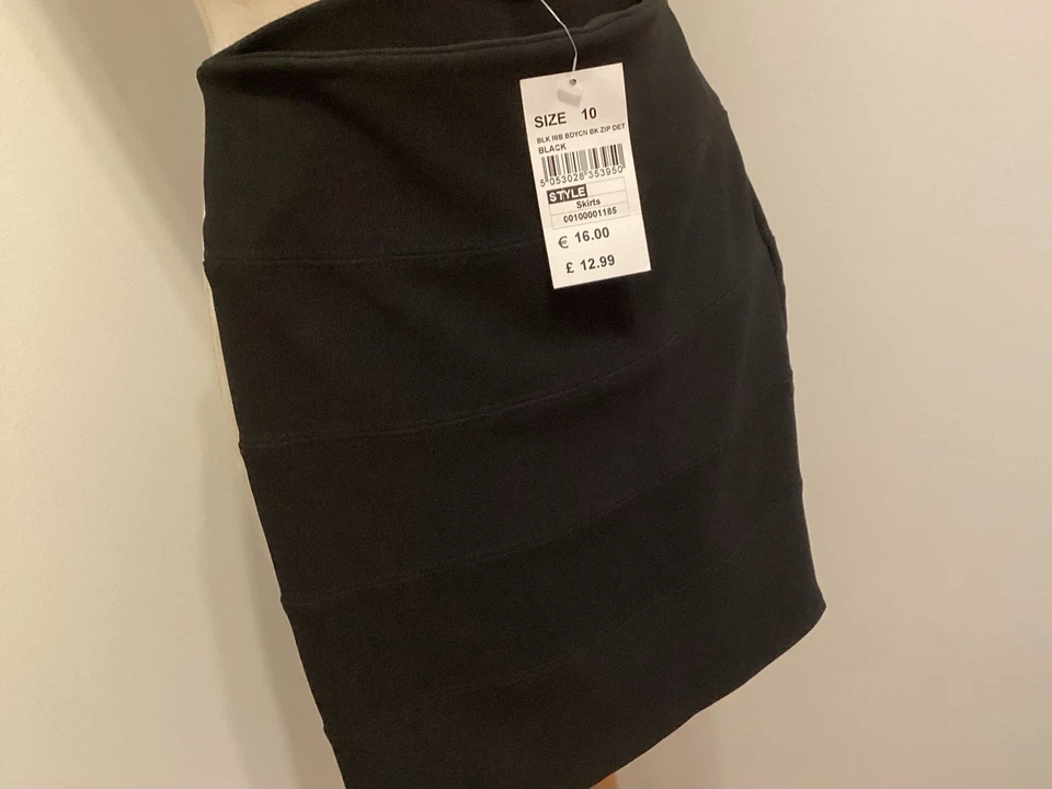 New With Tags Size 10 Little Black Skirt From Quiz - Image 2 of 4