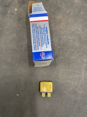 BR330 Car Quest Circuit Breaker Quantity One BR330 Circuit Breaker